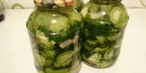 Salata od zelenog paradajza sa šargarepom